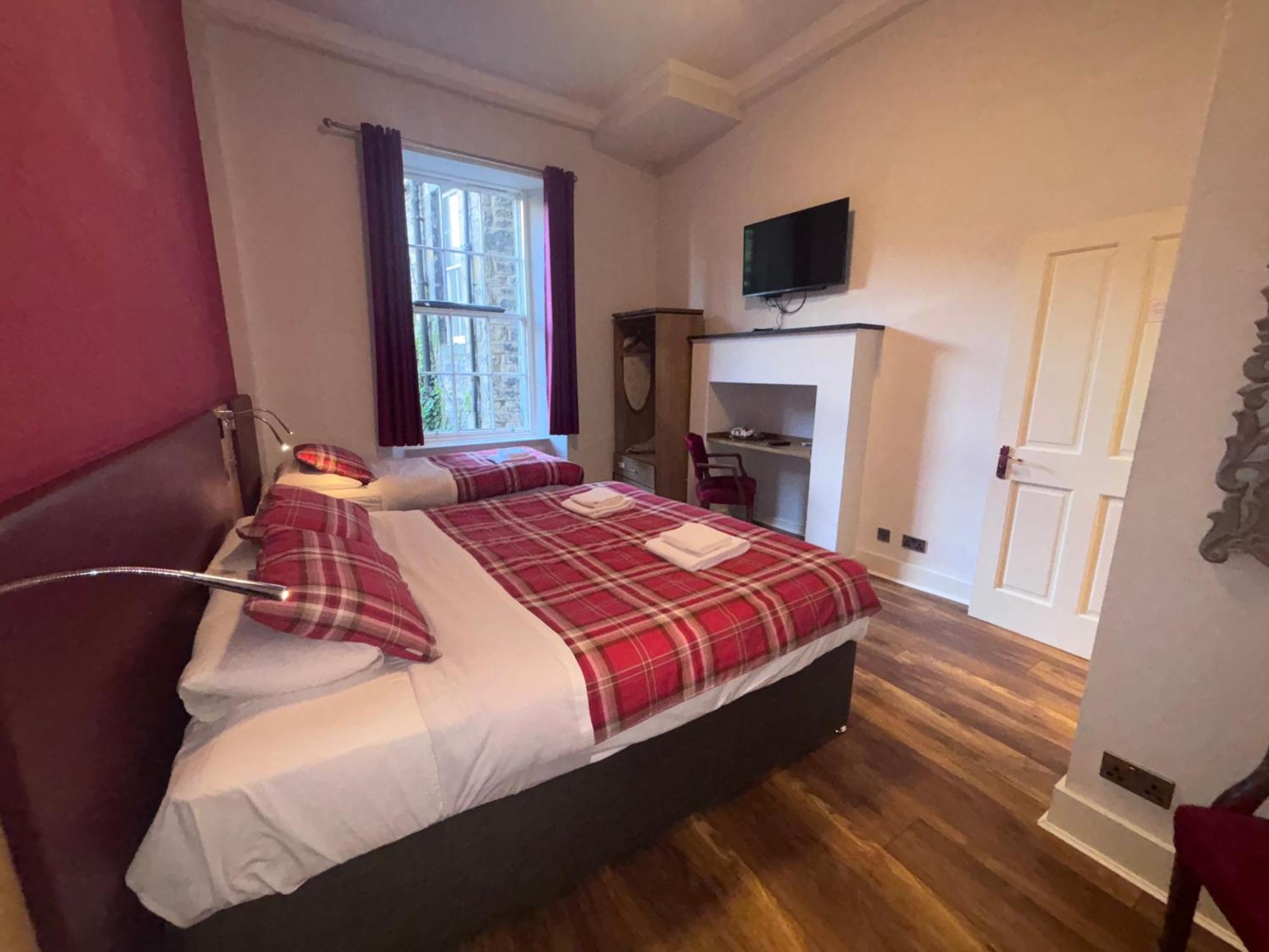 Regent House Hotel - City Centre Hotel Эдинбург Экстерьер фото